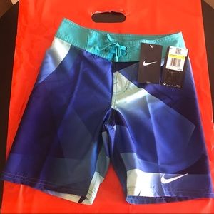 Nike Boys Spectrum Drift Board Shorts Size S